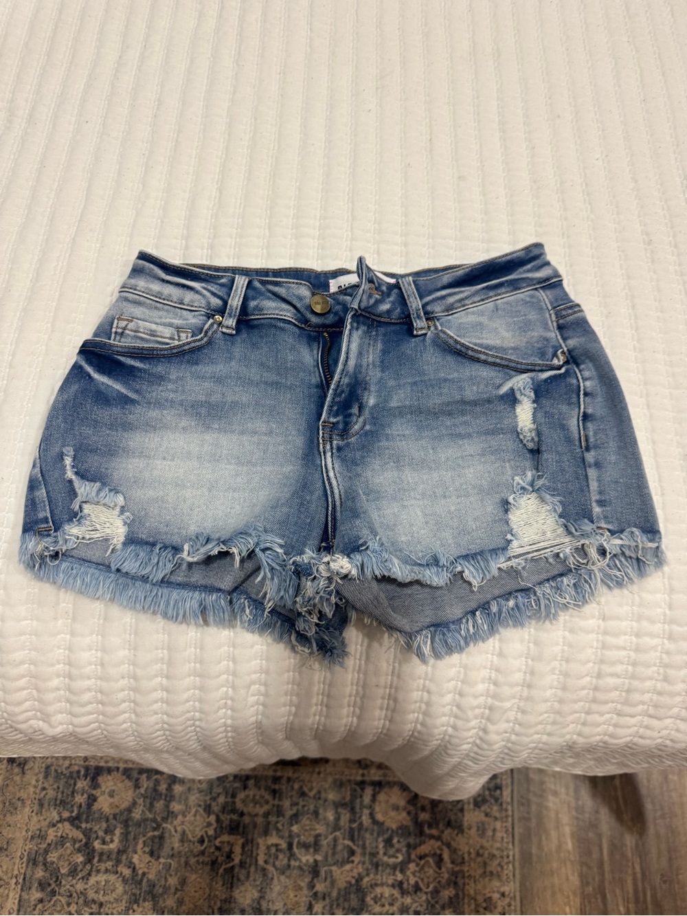 Disclosure Distressed Denim Women’s Shorts - Light Blue